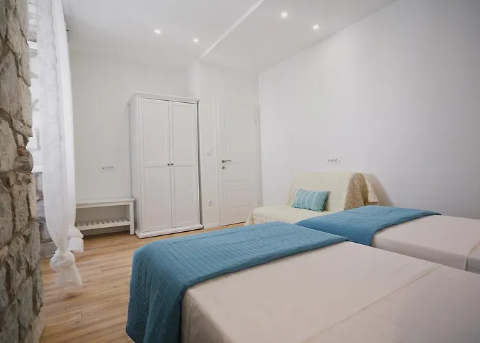 Lägenhet Old Town 2 *